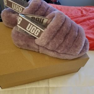 Ugg Fluff Yeah Slides